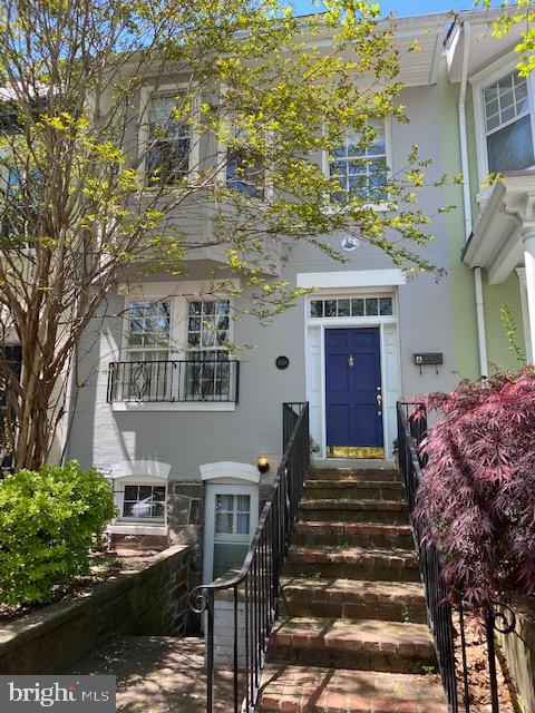 1650 33RD STREET NW B