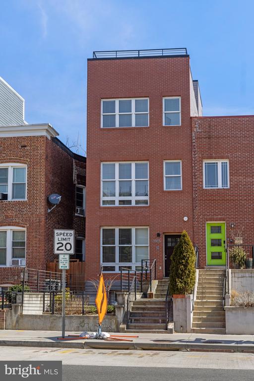 2803 SHERMAN AVENUE NW 2