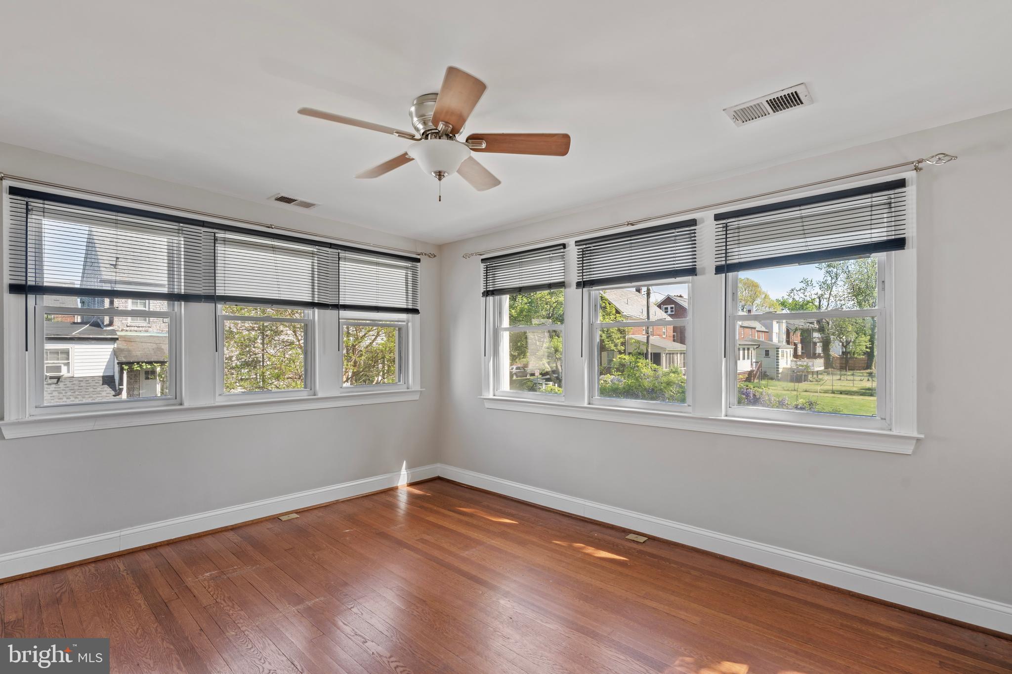 804 DAHLIA STREET NW