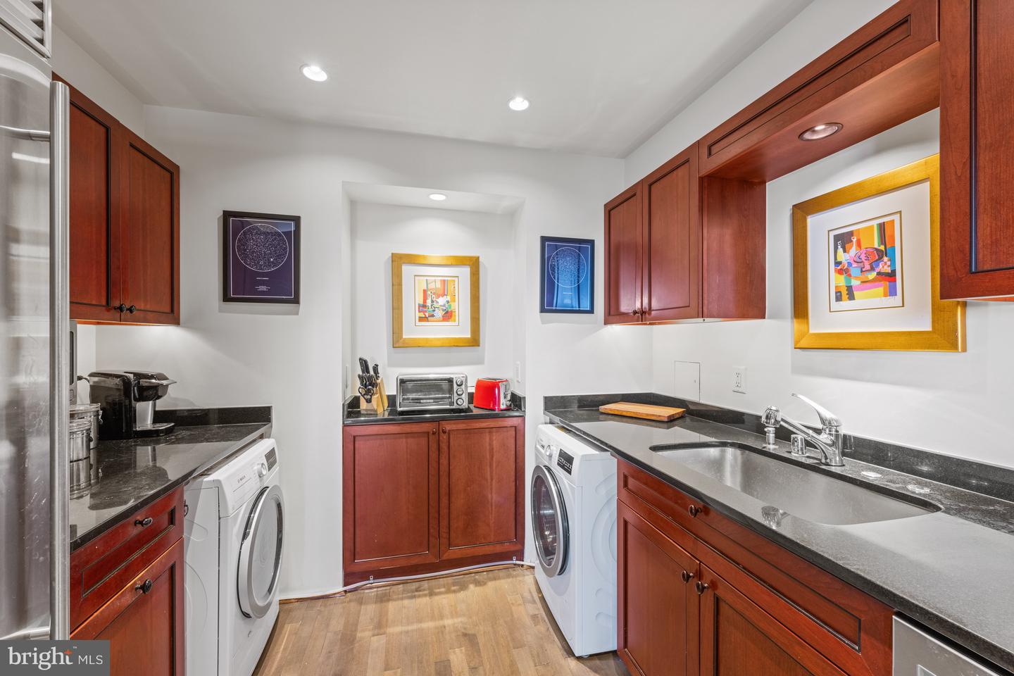 4200 Massachusetts Ave NW #813
