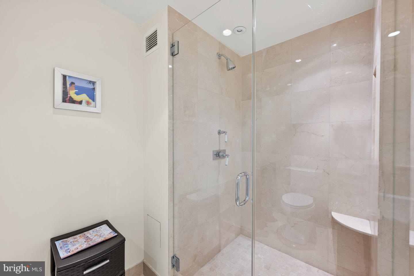 4200 Massachusetts Ave NW #813