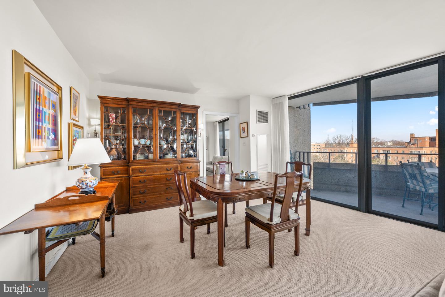 4200 Massachusetts Ave NW #813