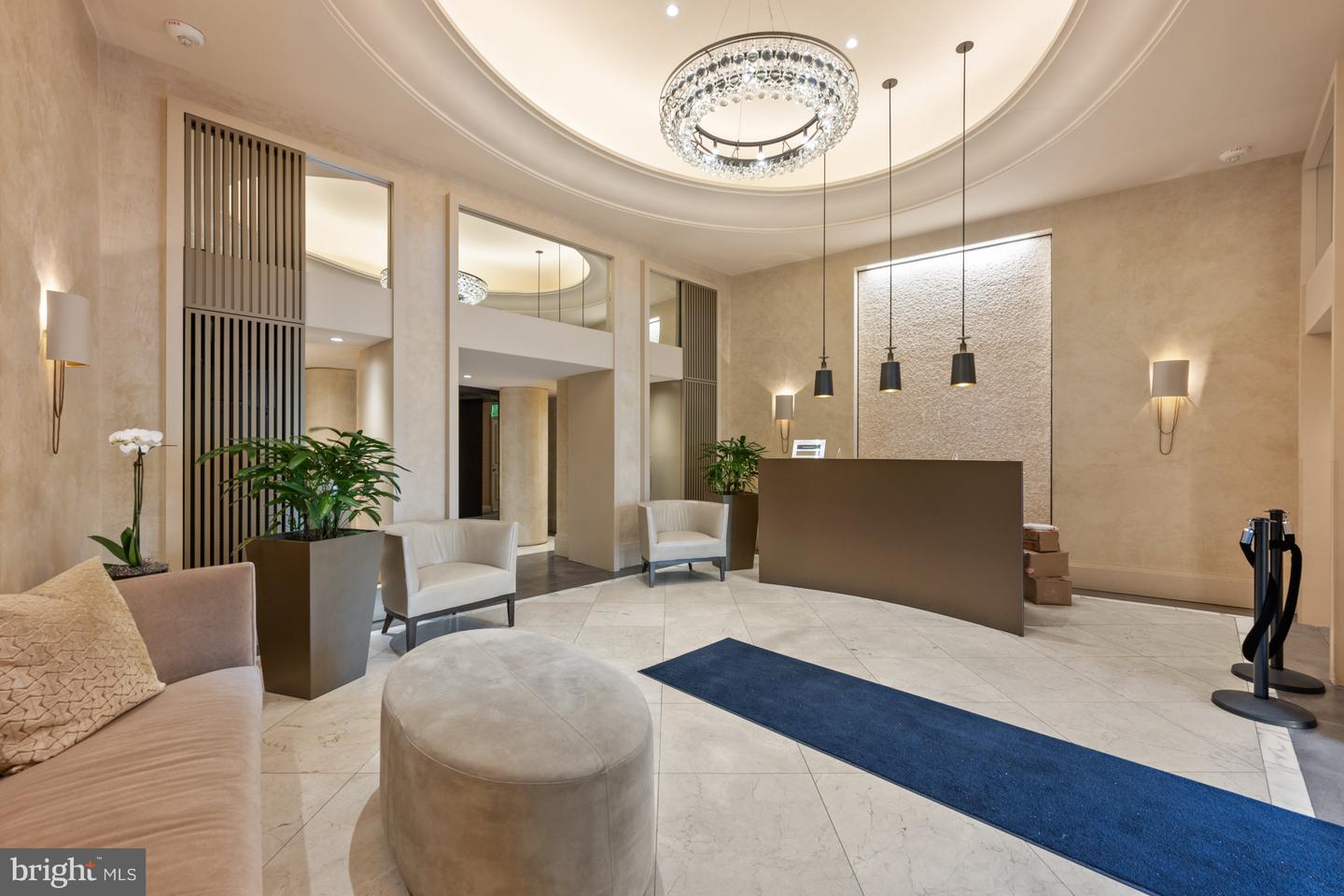 4200 Massachusetts Ave NW #813
