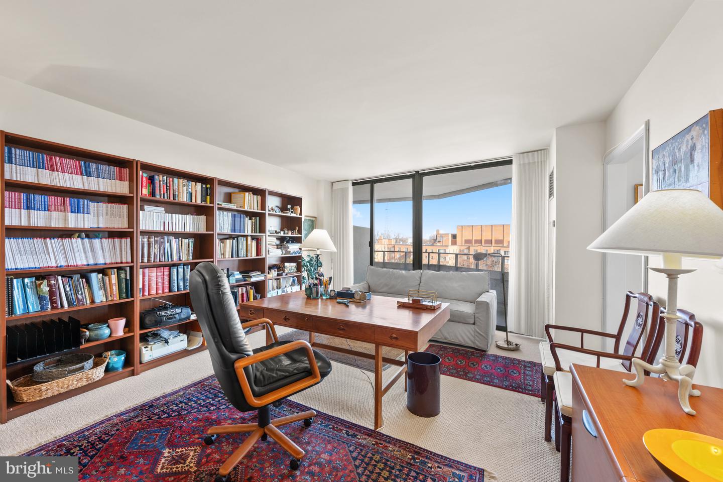 4200 Massachusetts Ave NW #813