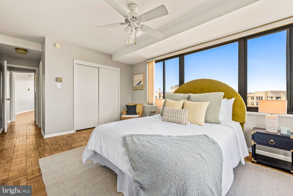 4740 CONNECTICUT AVENUE NW Unit: 1002
