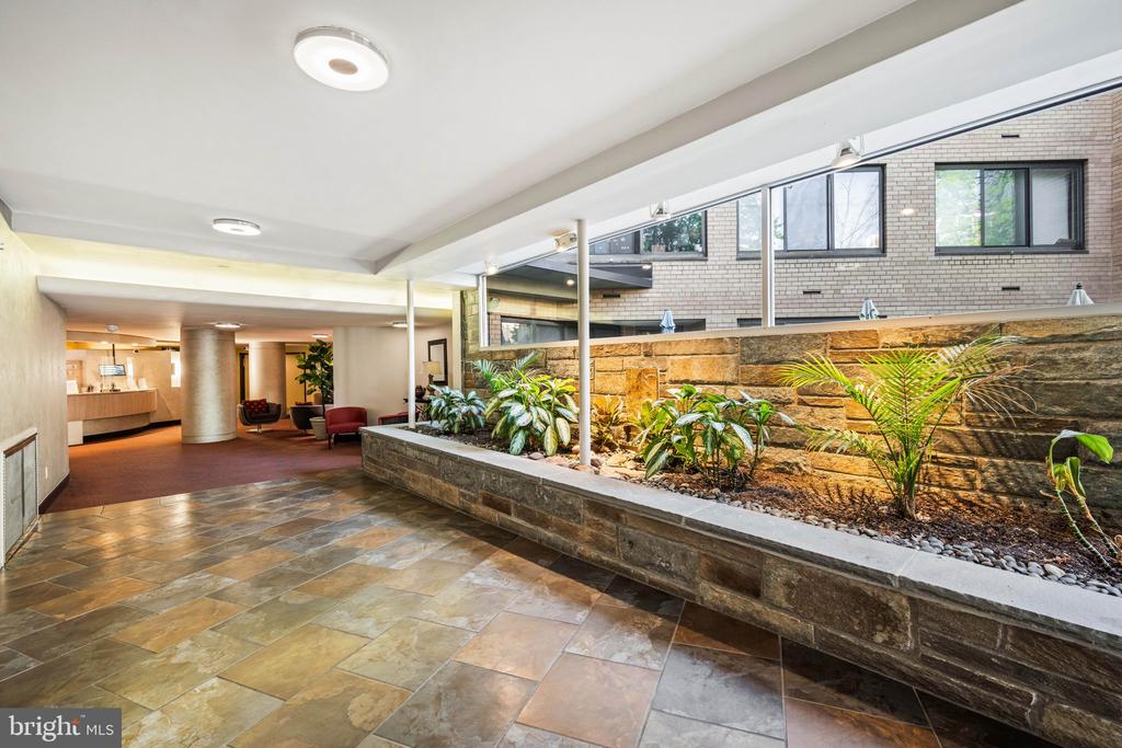 4740 CONNECTICUT AVENUE NW Unit: 1002