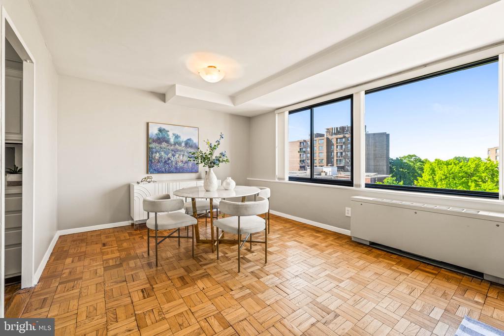 4740 CONNECTICUT AVENUE NW Unit: 1002