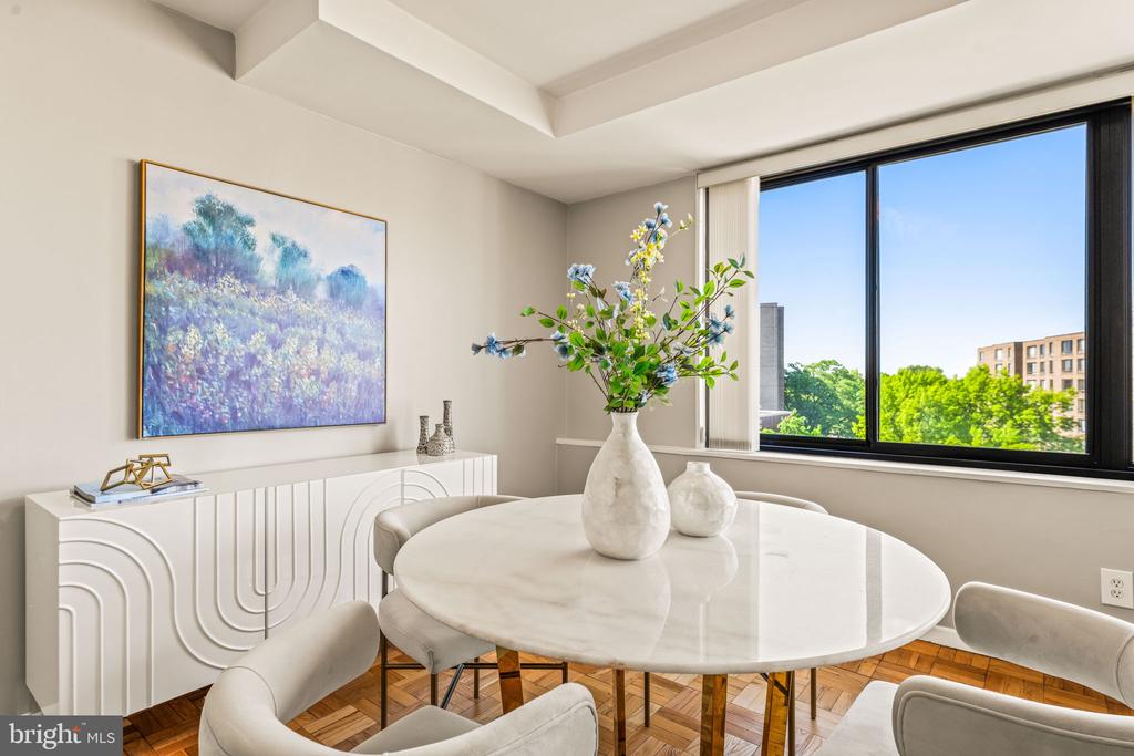4740 CONNECTICUT AVENUE NW Unit: 1002