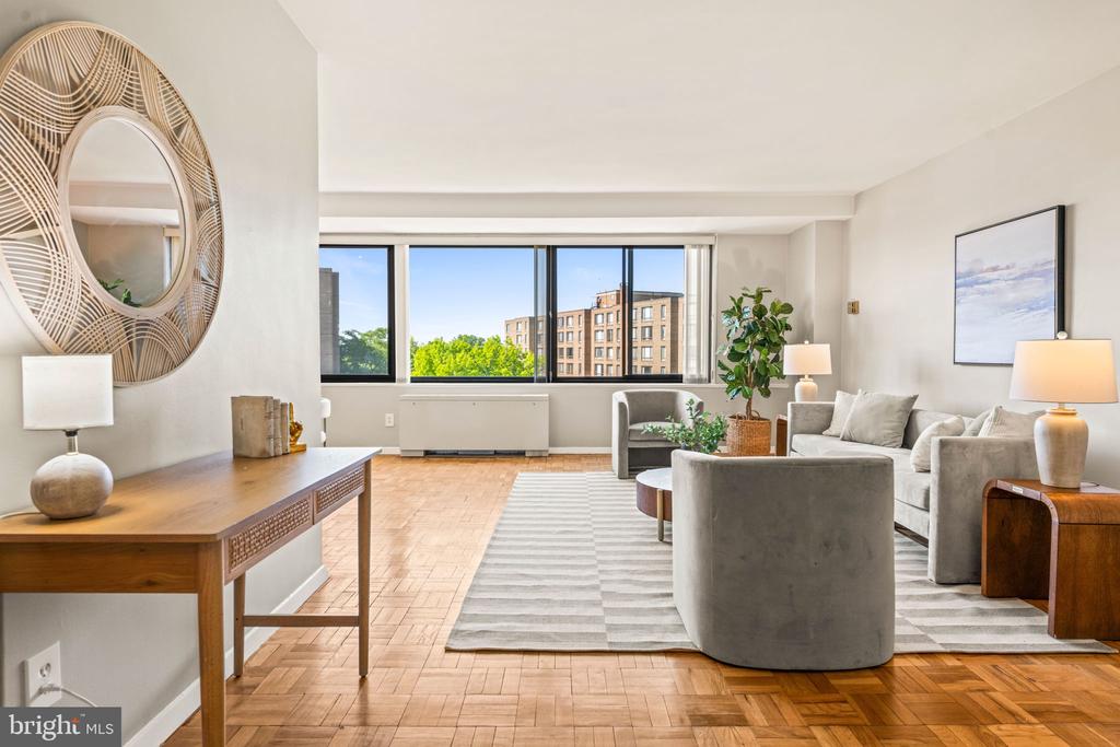 4740 CONNECTICUT AVENUE NW Unit: 1002