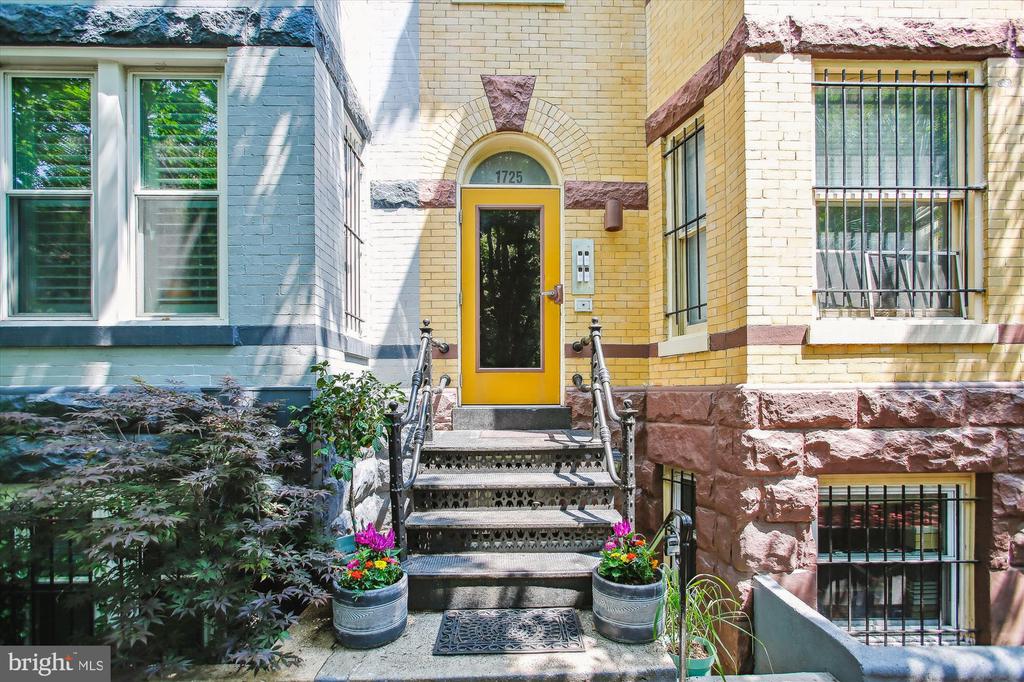 1725 WILLARD STREET NW 3
