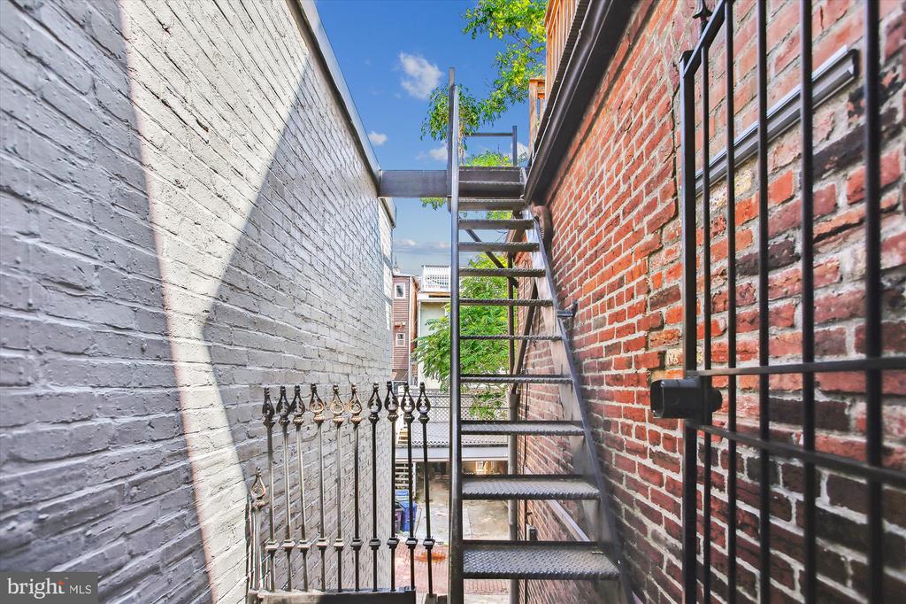 1725 WILLARD STREET NW 3