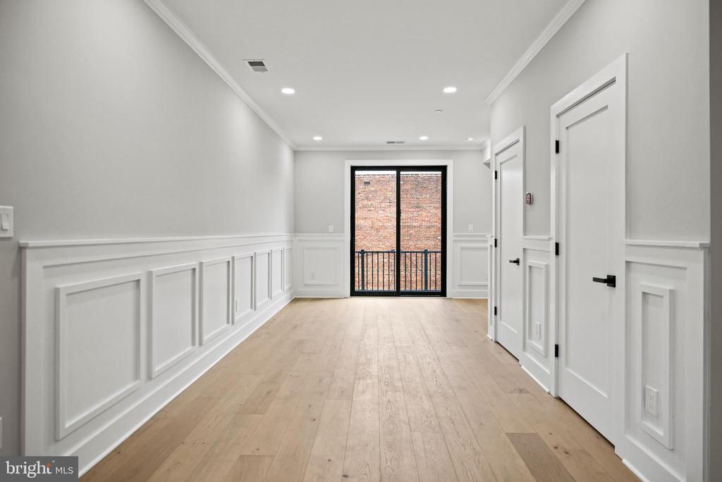 1407 1ST STREET NW PH-2