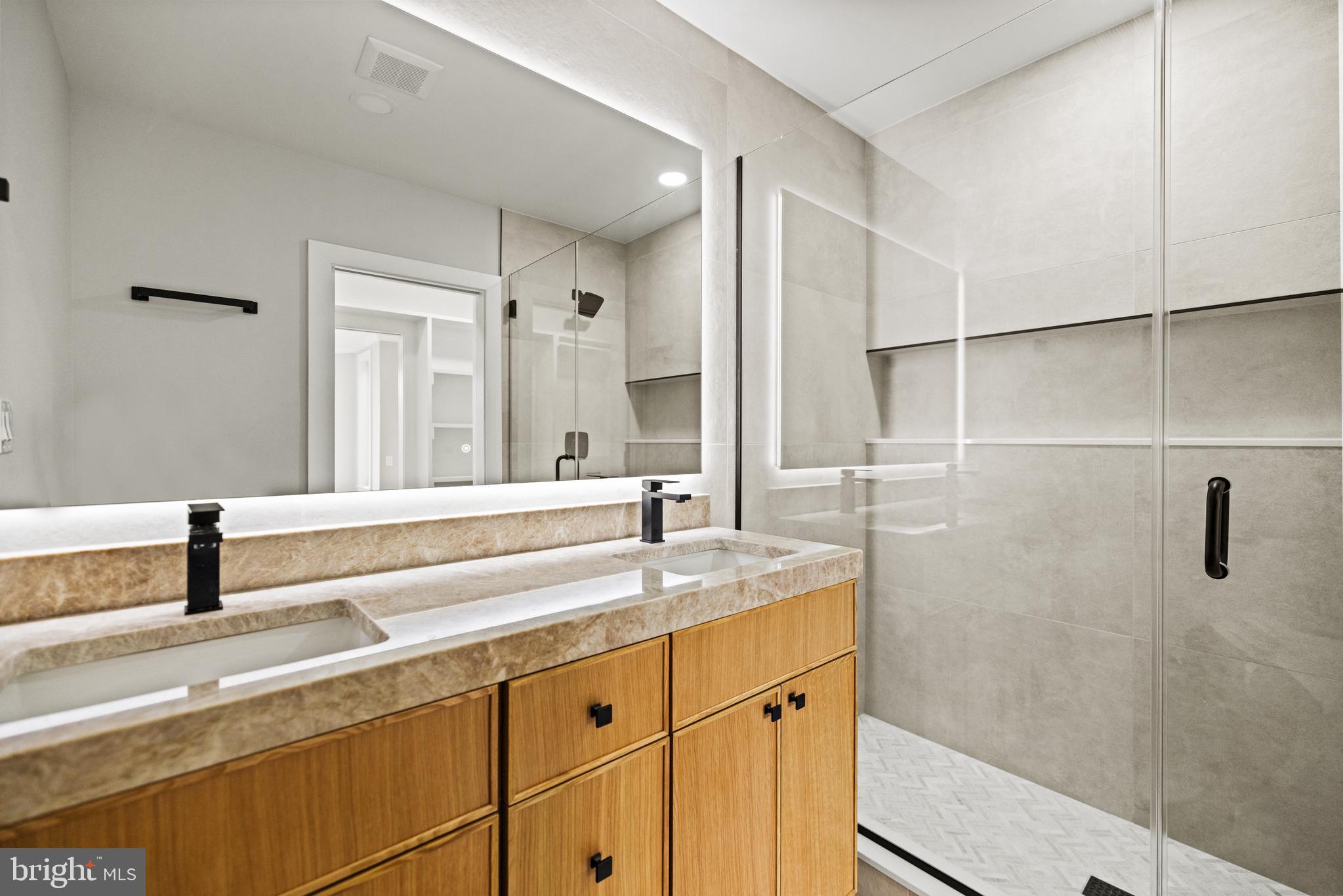 1407 1ST STREET NW PH-2