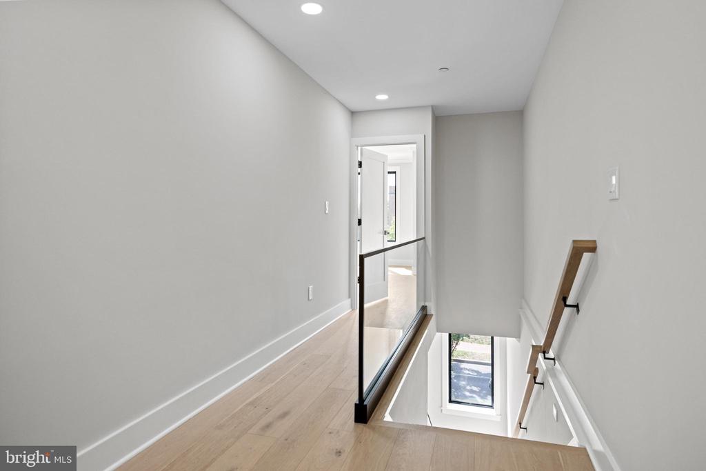 1407 1ST STREET NW PH-2