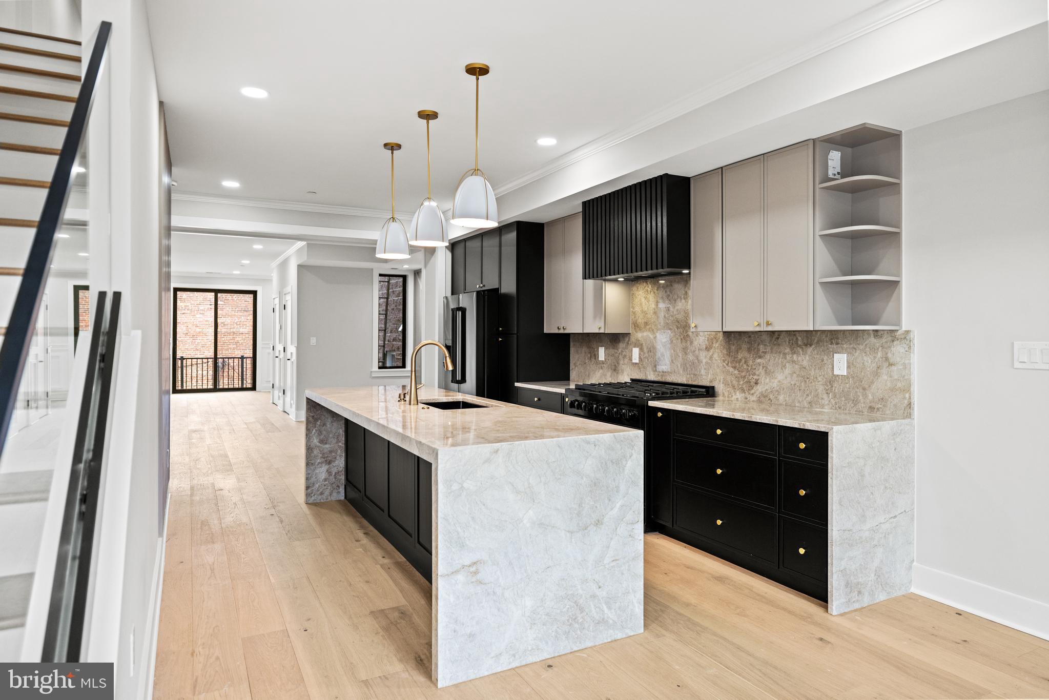 1407 1ST STREET NW PH-2