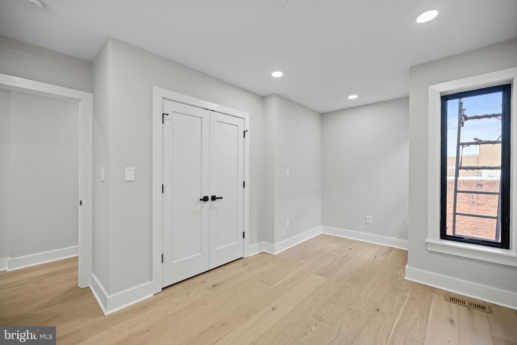 1407 1ST STREET NW PH-2