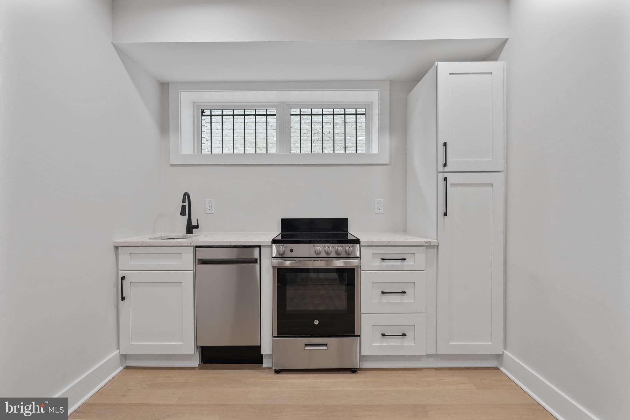 615 IRVING STREET NW UNIT 1R