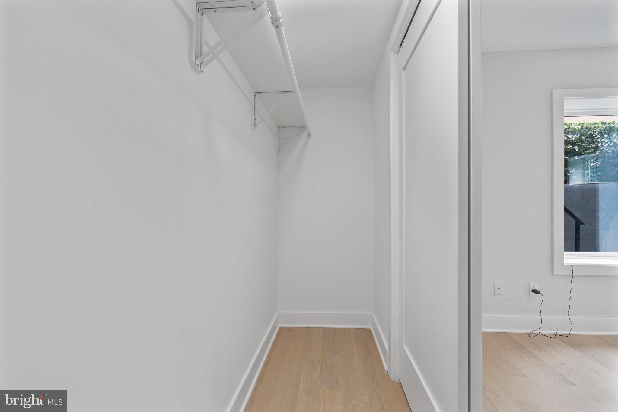 615 IRVING STREET NW UNIT 1R