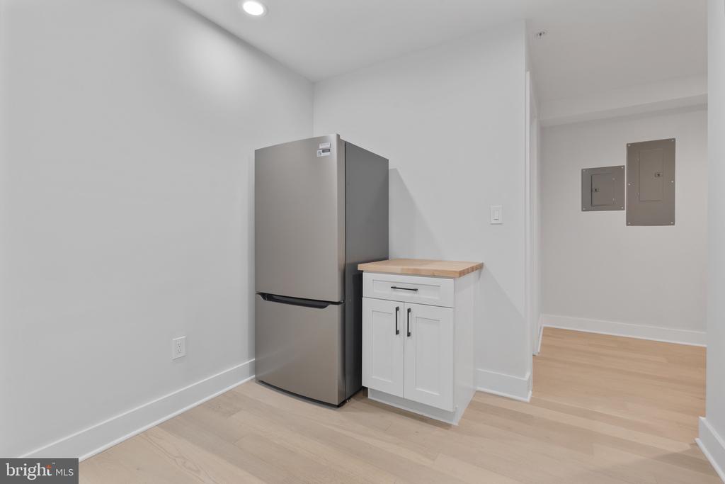 615 IRVING STREET NW UNIT 1R