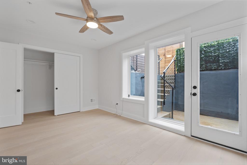615 IRVING STREET NW UNIT 1R