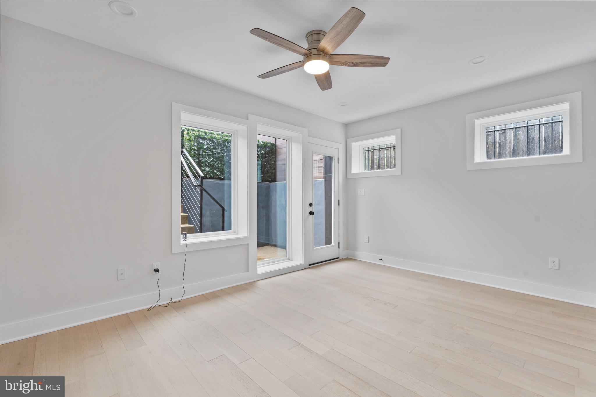 615 IRVING STREET NW UNIT 1R