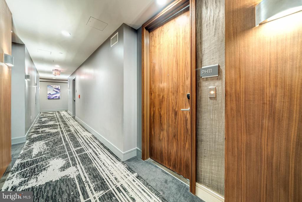 45 SUTTON SQUARE SW PH11