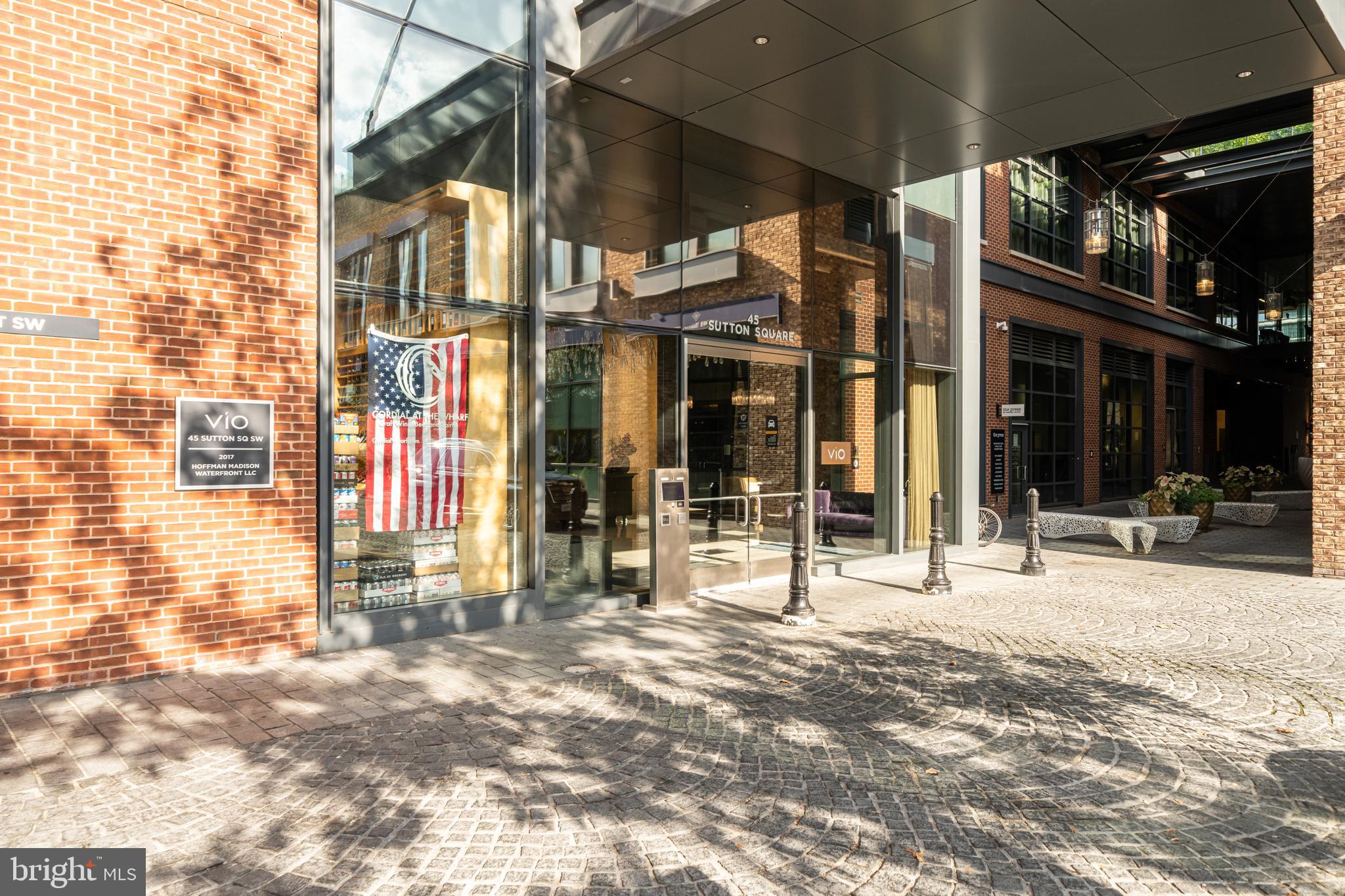 45 SUTTON SQUARE SW PH11