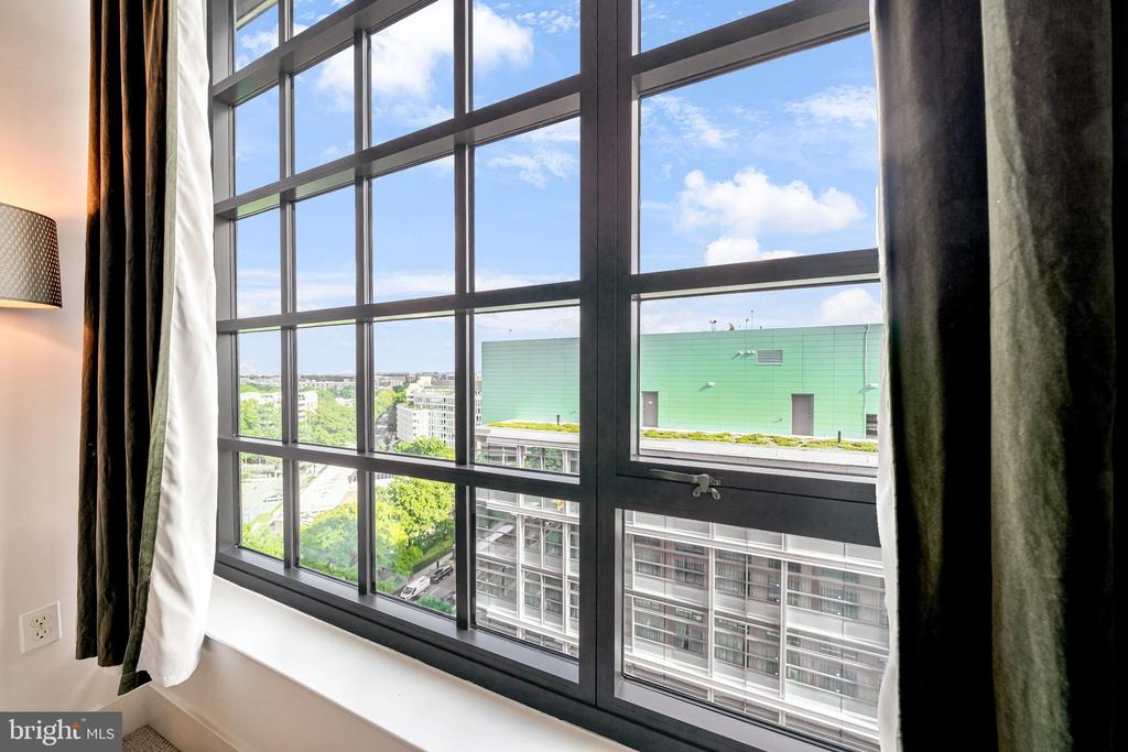 45 SUTTON SQUARE SW PH11