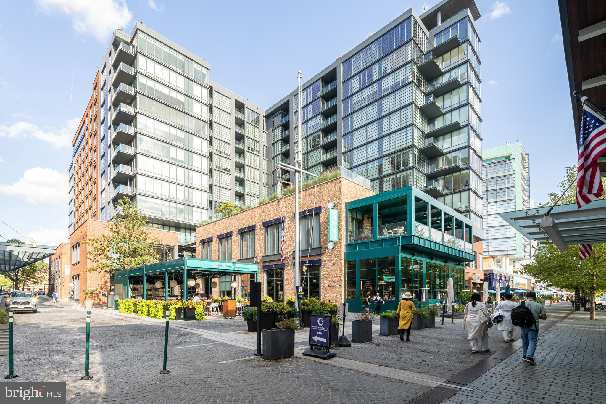 45 SUTTON SQUARE SW PH11