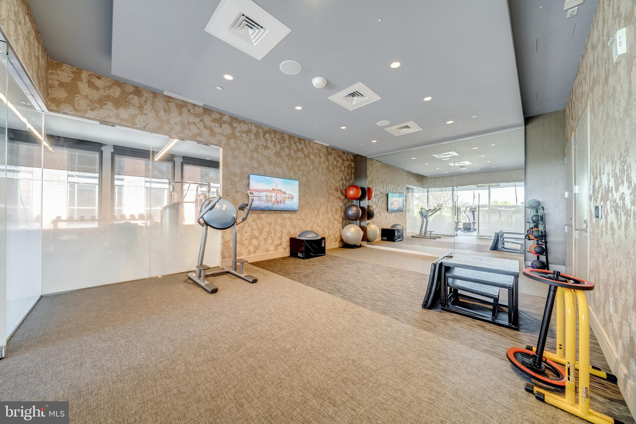 45 SUTTON SQUARE SW PH11