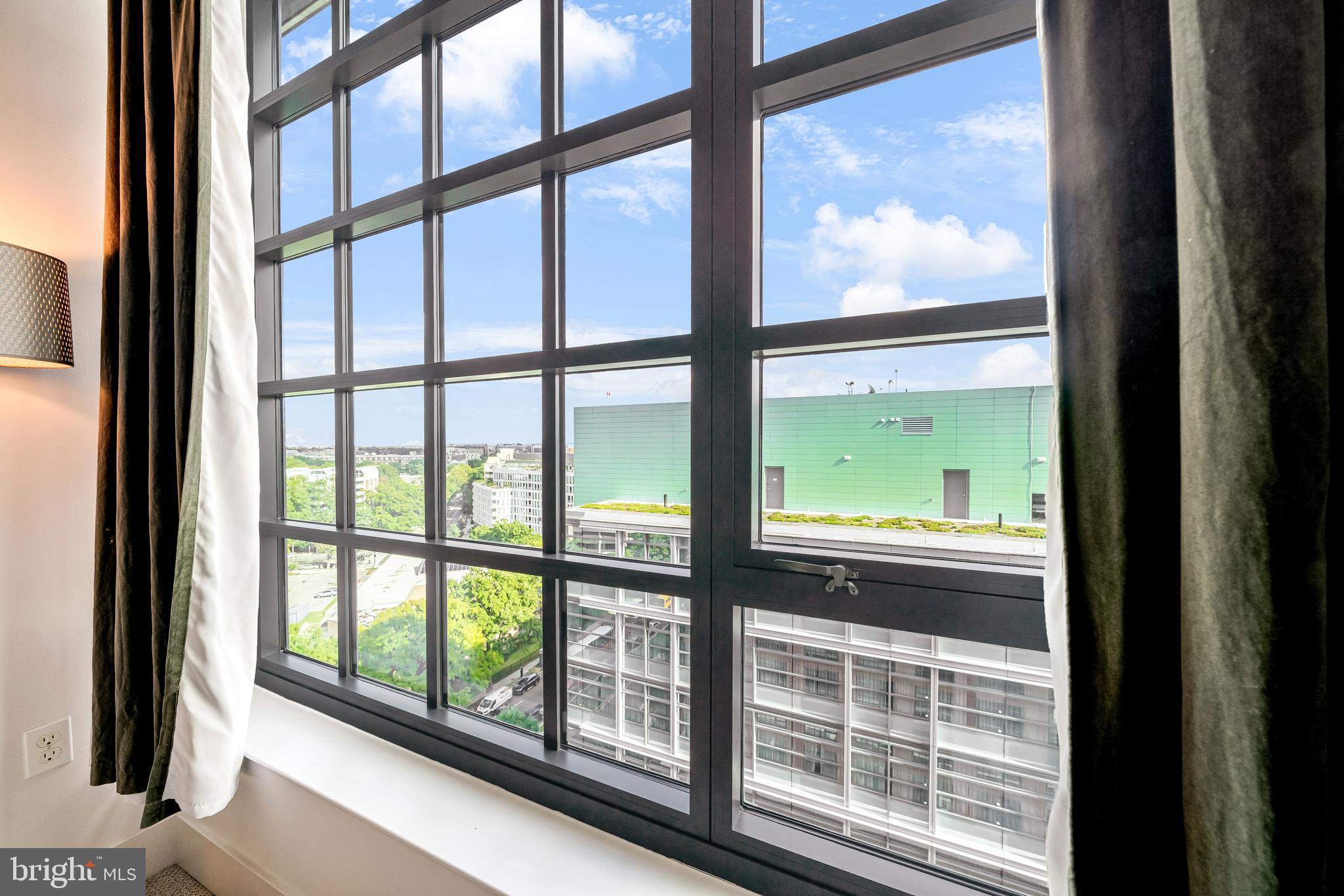 45 SUTTON SQUARE SW PH11