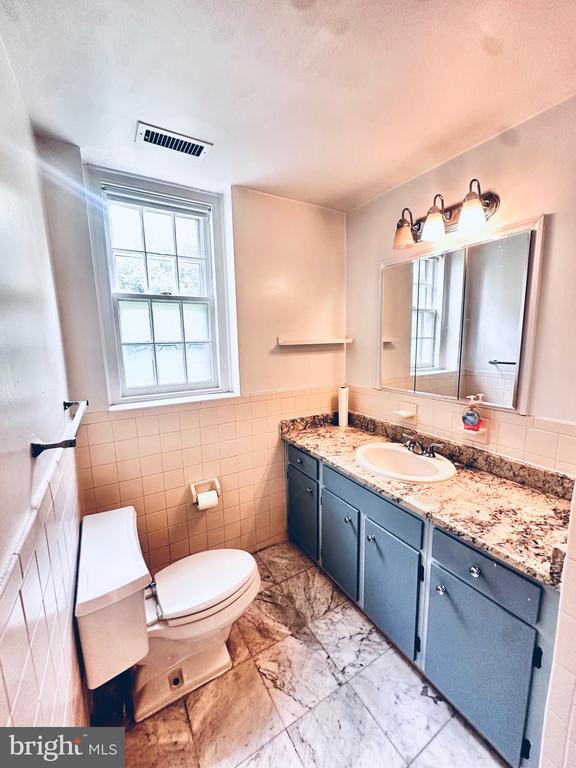3711 39TH STREET NW F192