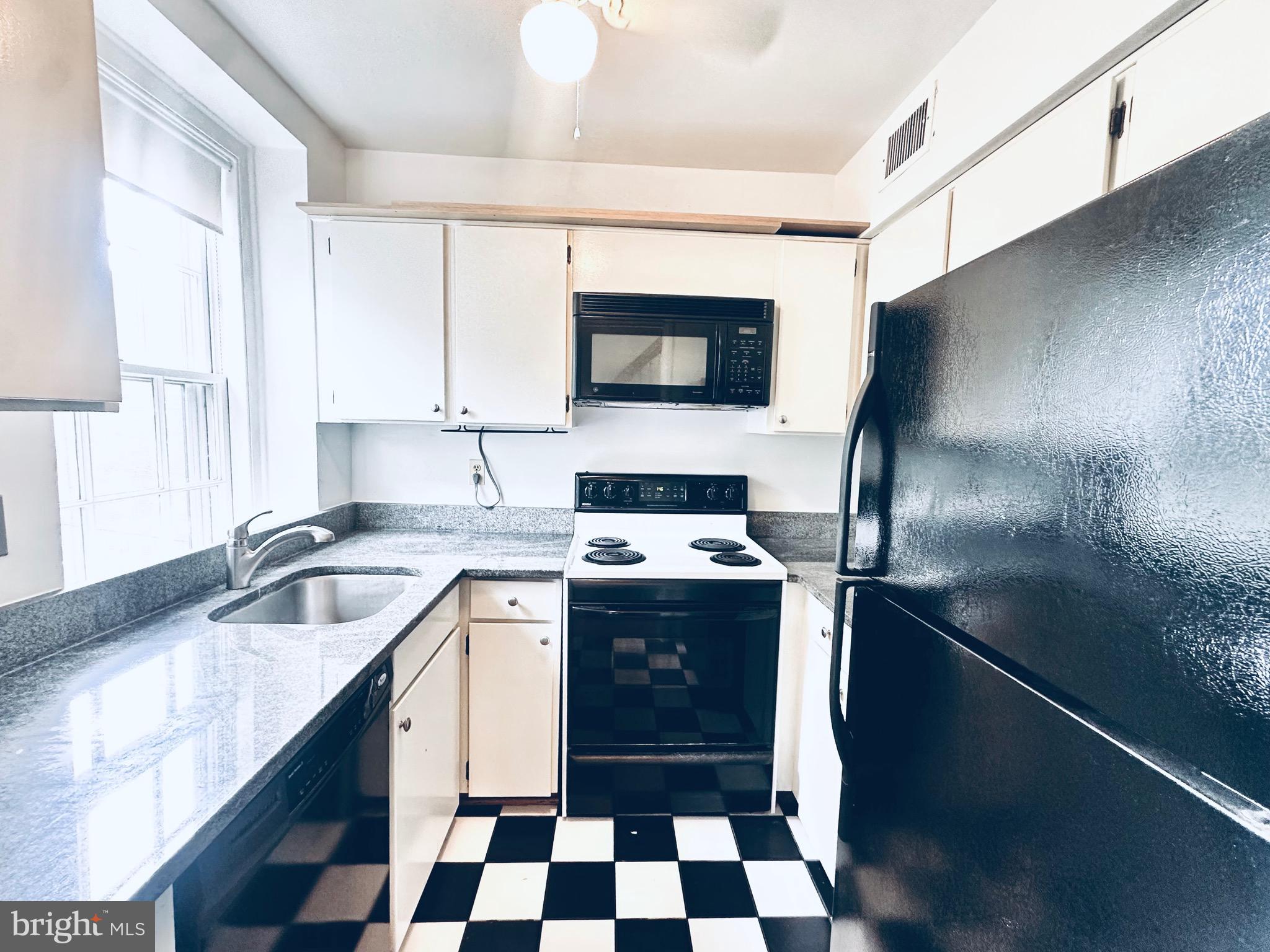 3711 39TH STREET NW F192