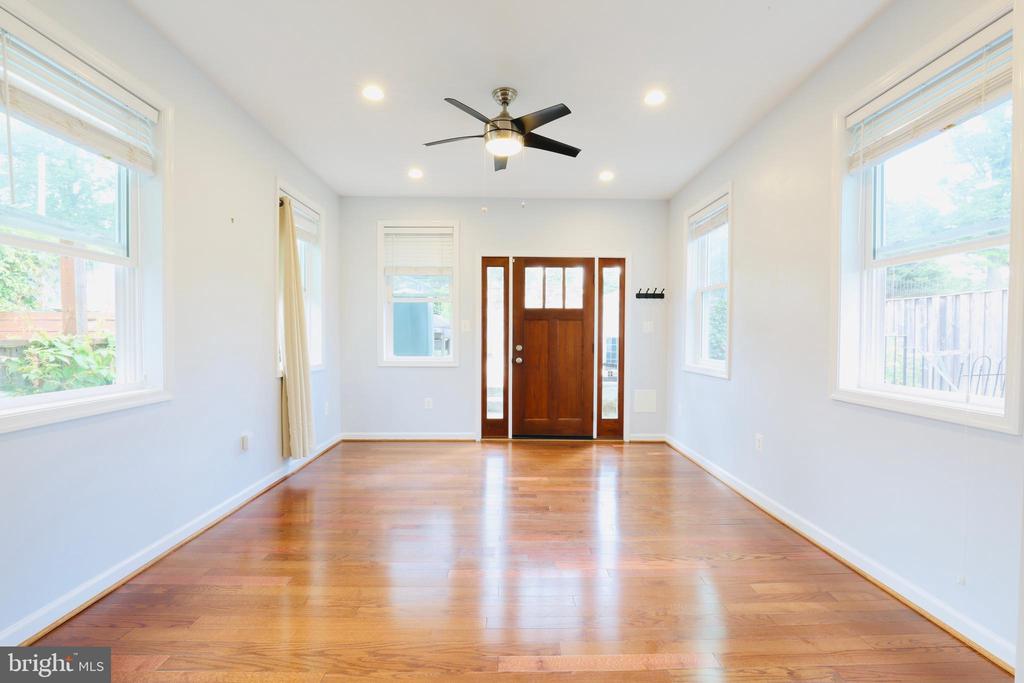 2408 2ND STREET NE