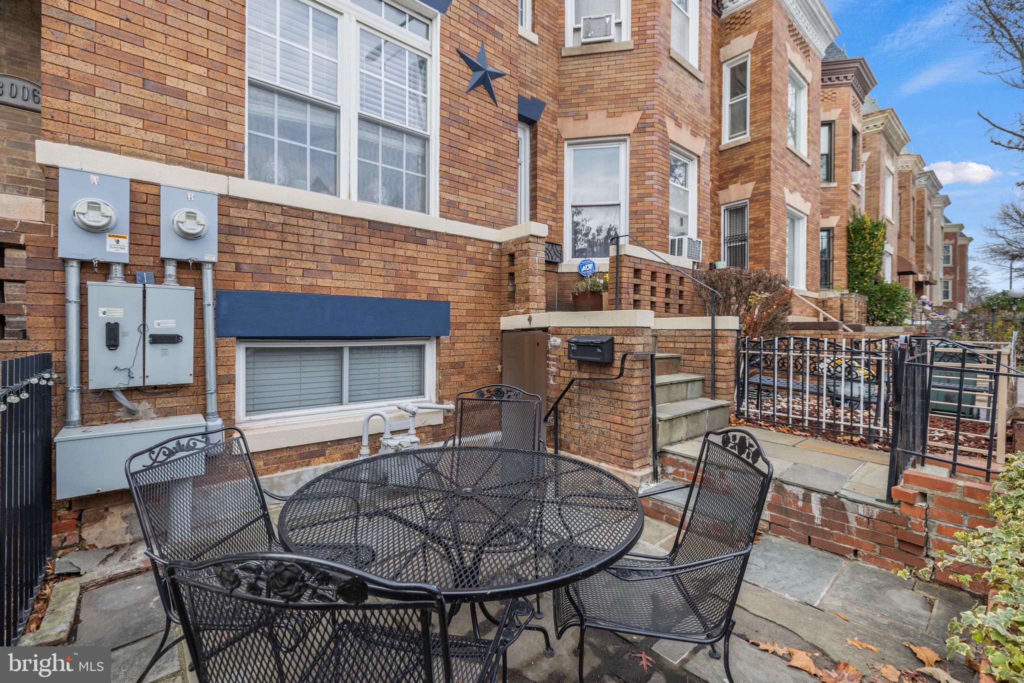 3008 11TH STREET NW A