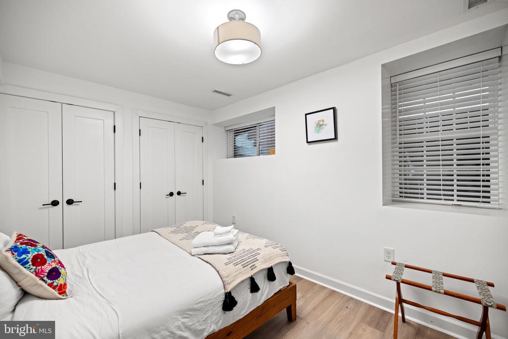 3008 11TH STREET NW A