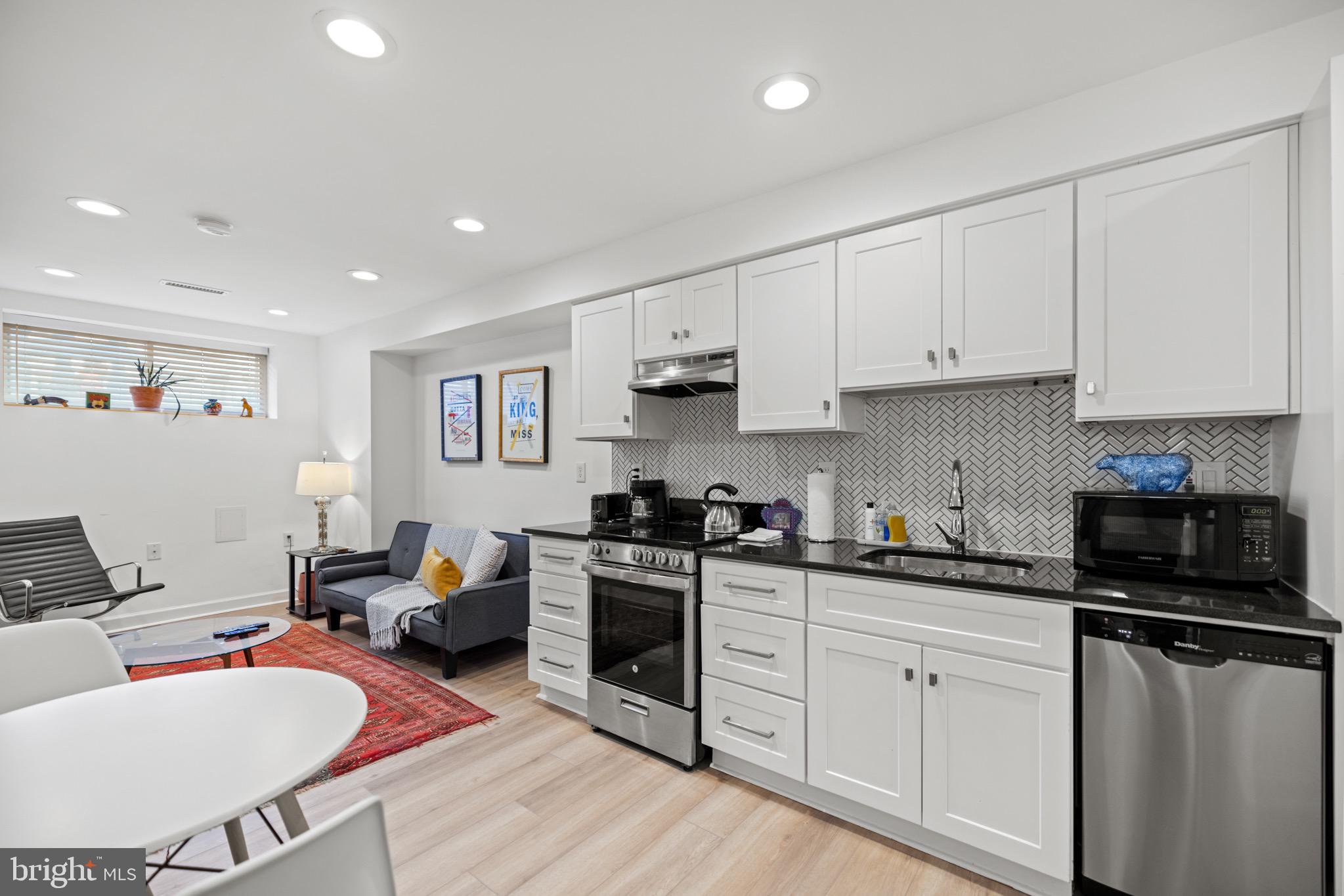 3008 11TH STREET NW A