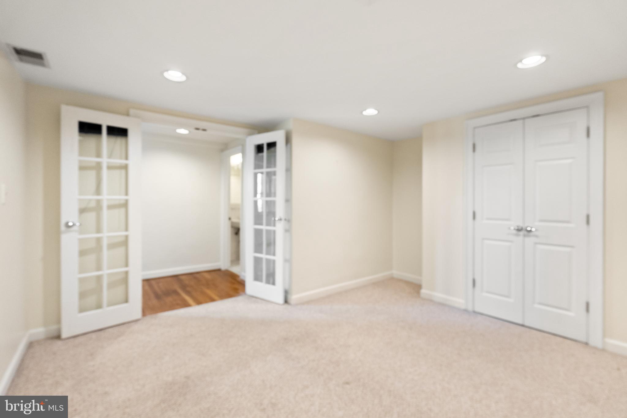 3901 Connecticut Ave NW #406