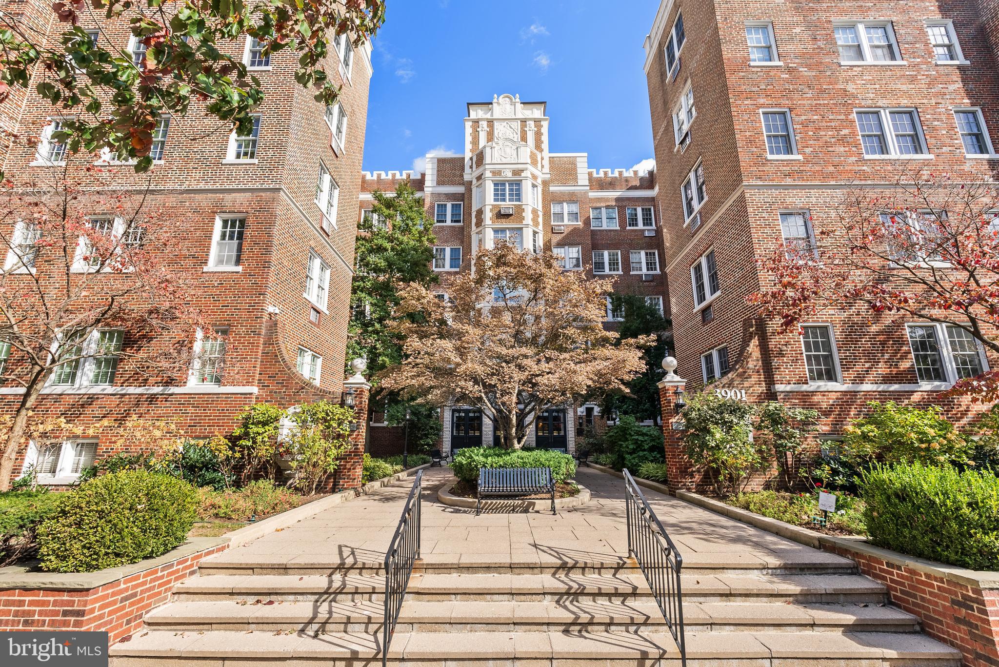 3901 Connecticut Ave NW #406