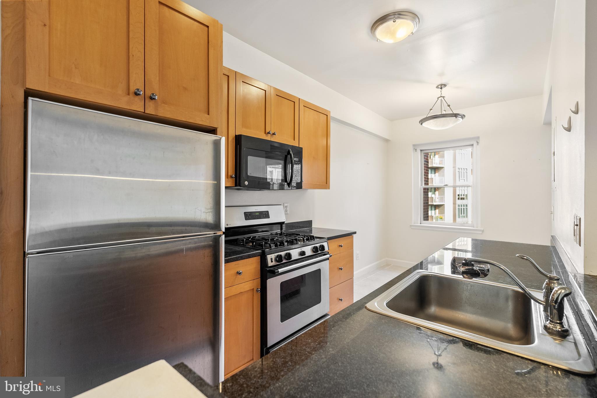 3901 Connecticut Ave NW #406