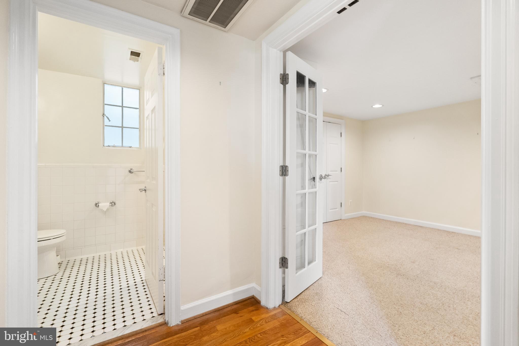 3901 Connecticut Ave NW #406