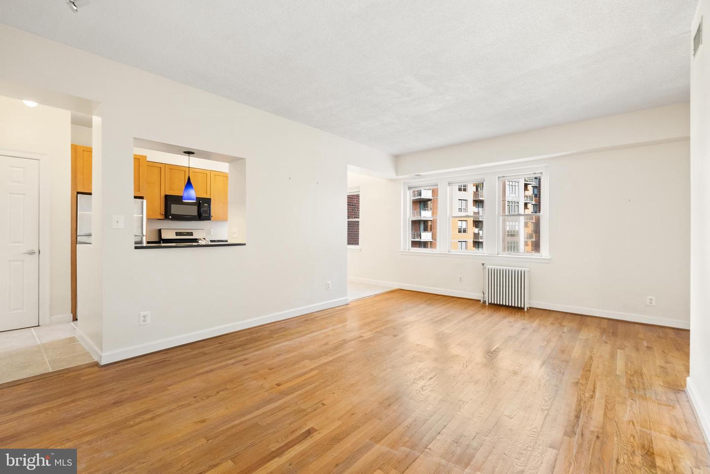 3901 Connecticut Ave NW #406