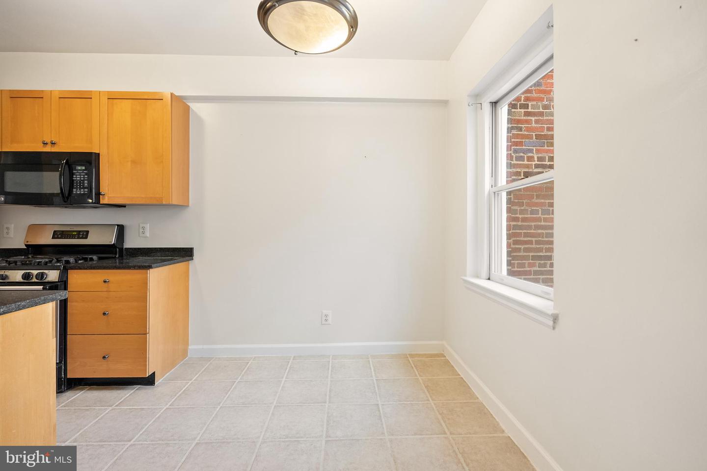 3901 Connecticut Ave NW #406