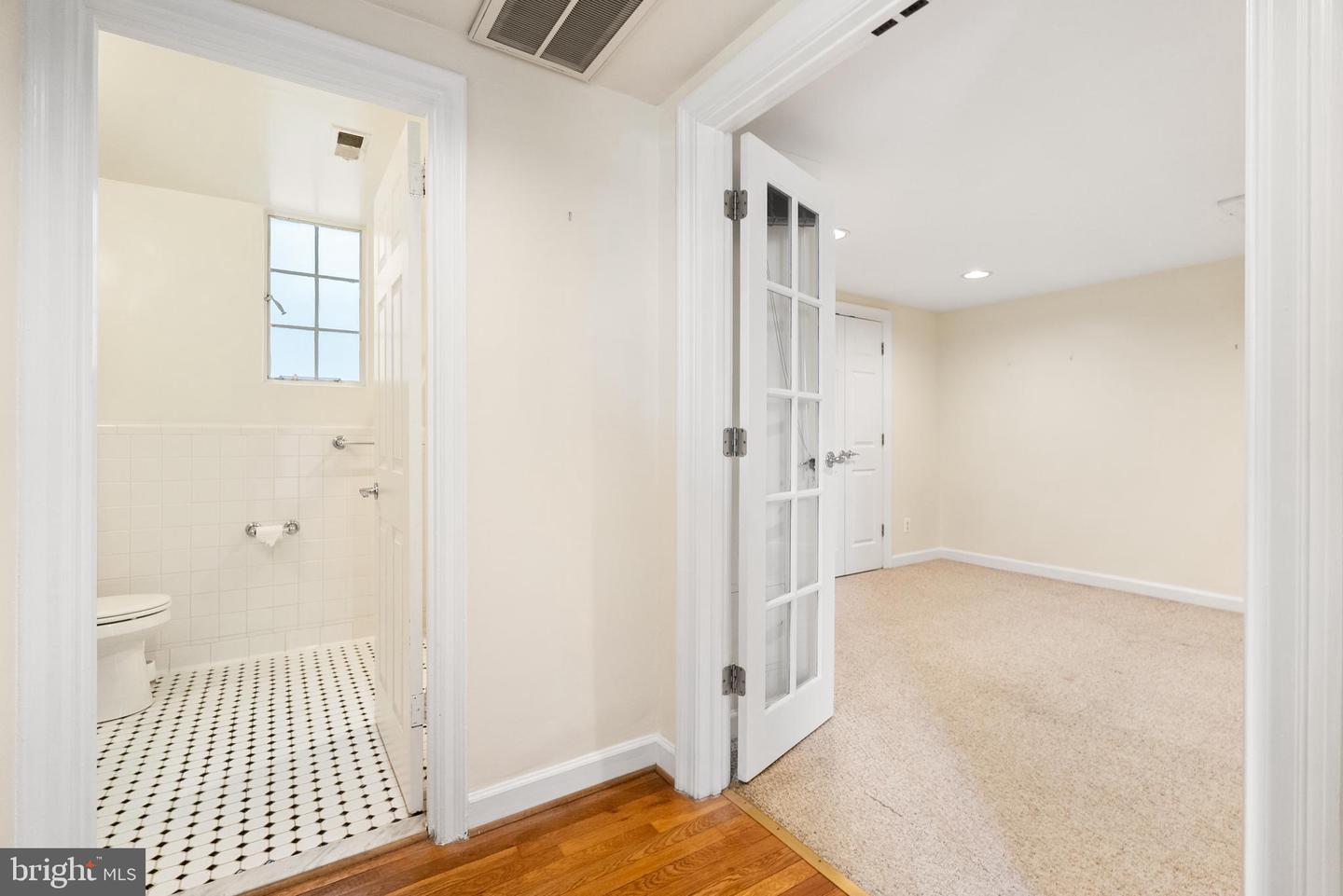 3901 Connecticut Ave NW #406
