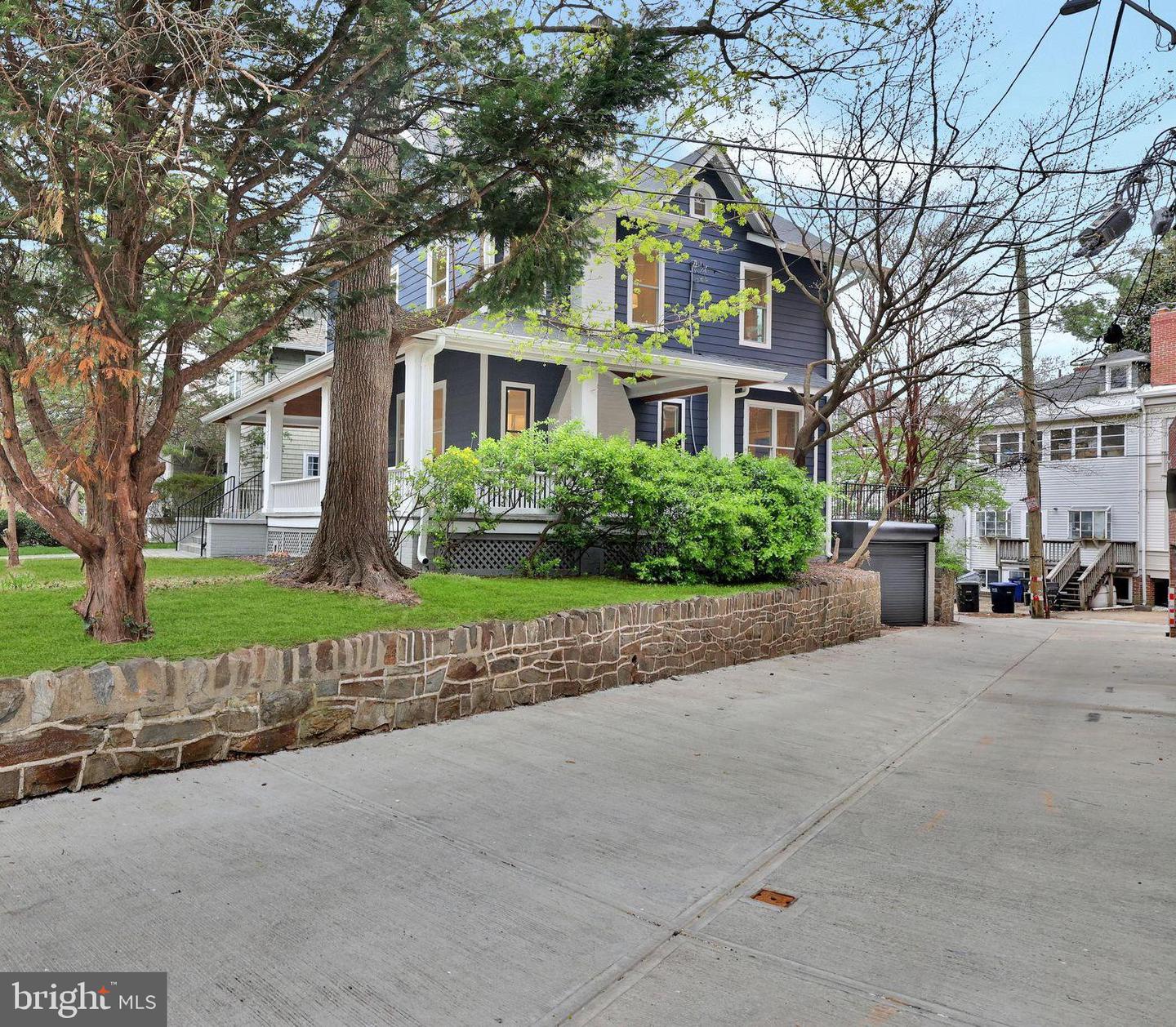 3740 Kanawha St NW