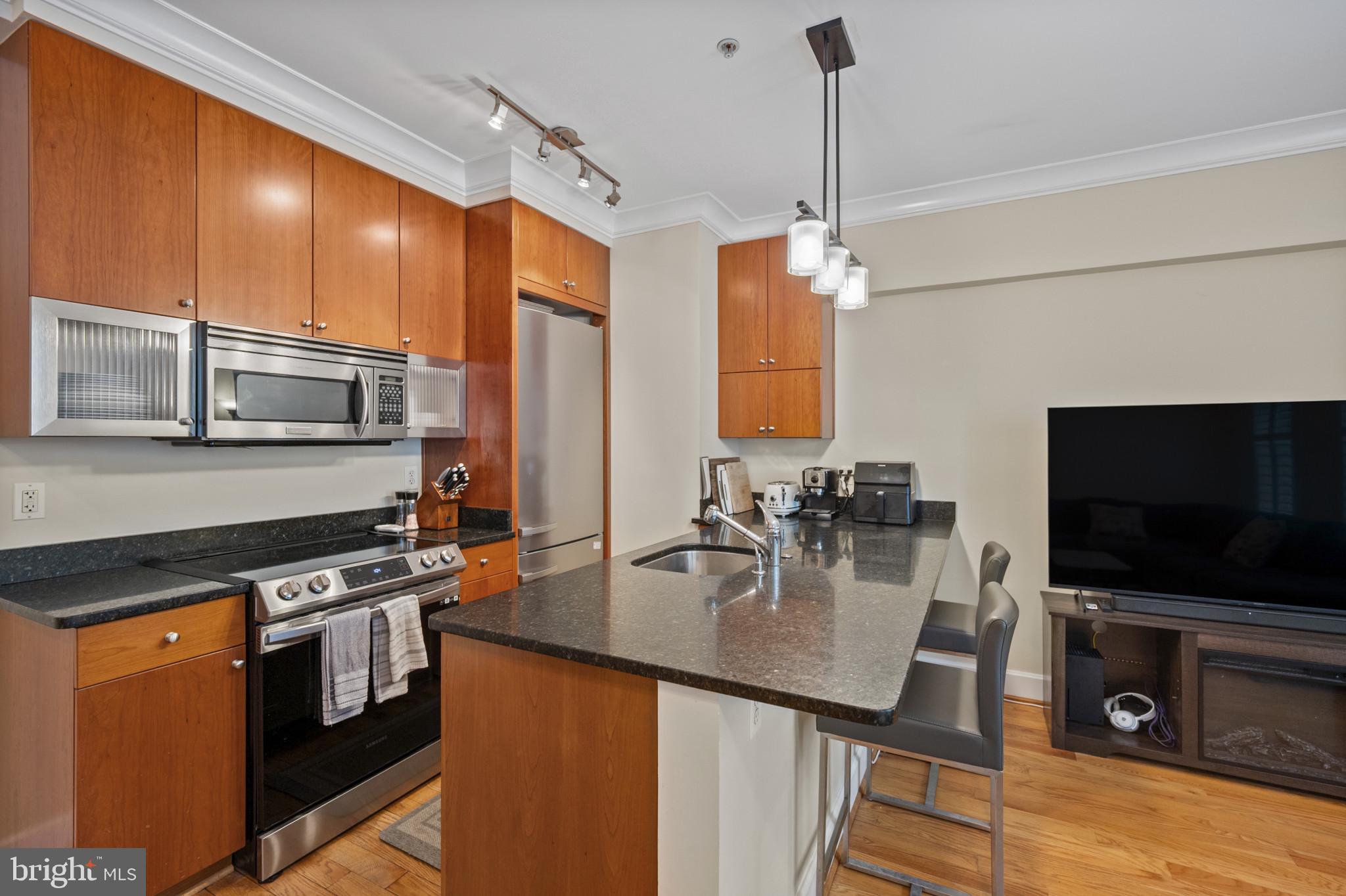1121 24TH STREET NW 108