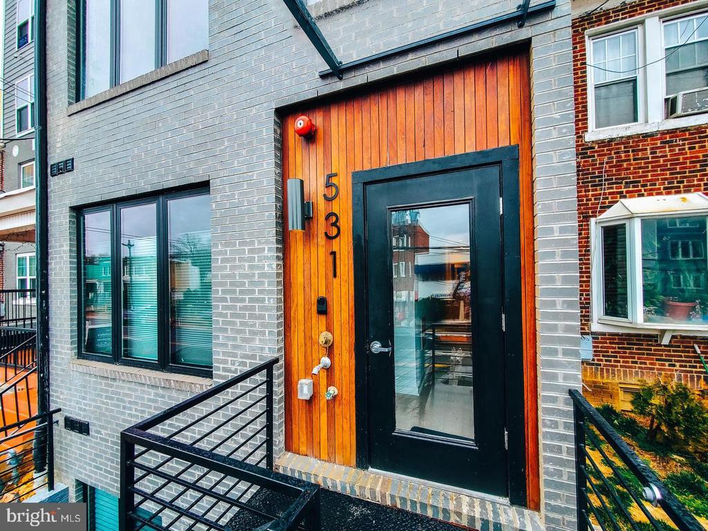 531 KENNEDY STREET NW 4