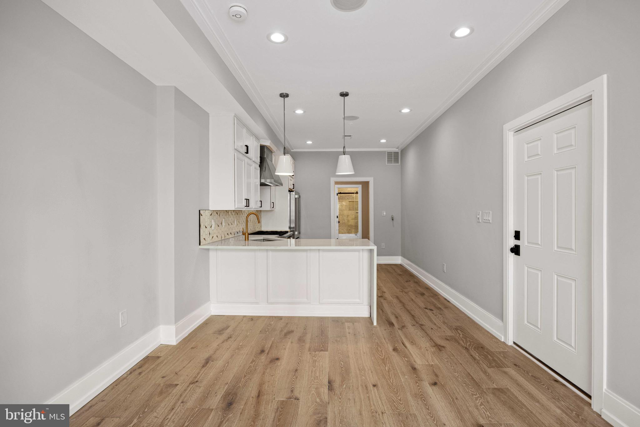 1444 Belmont St NW #101