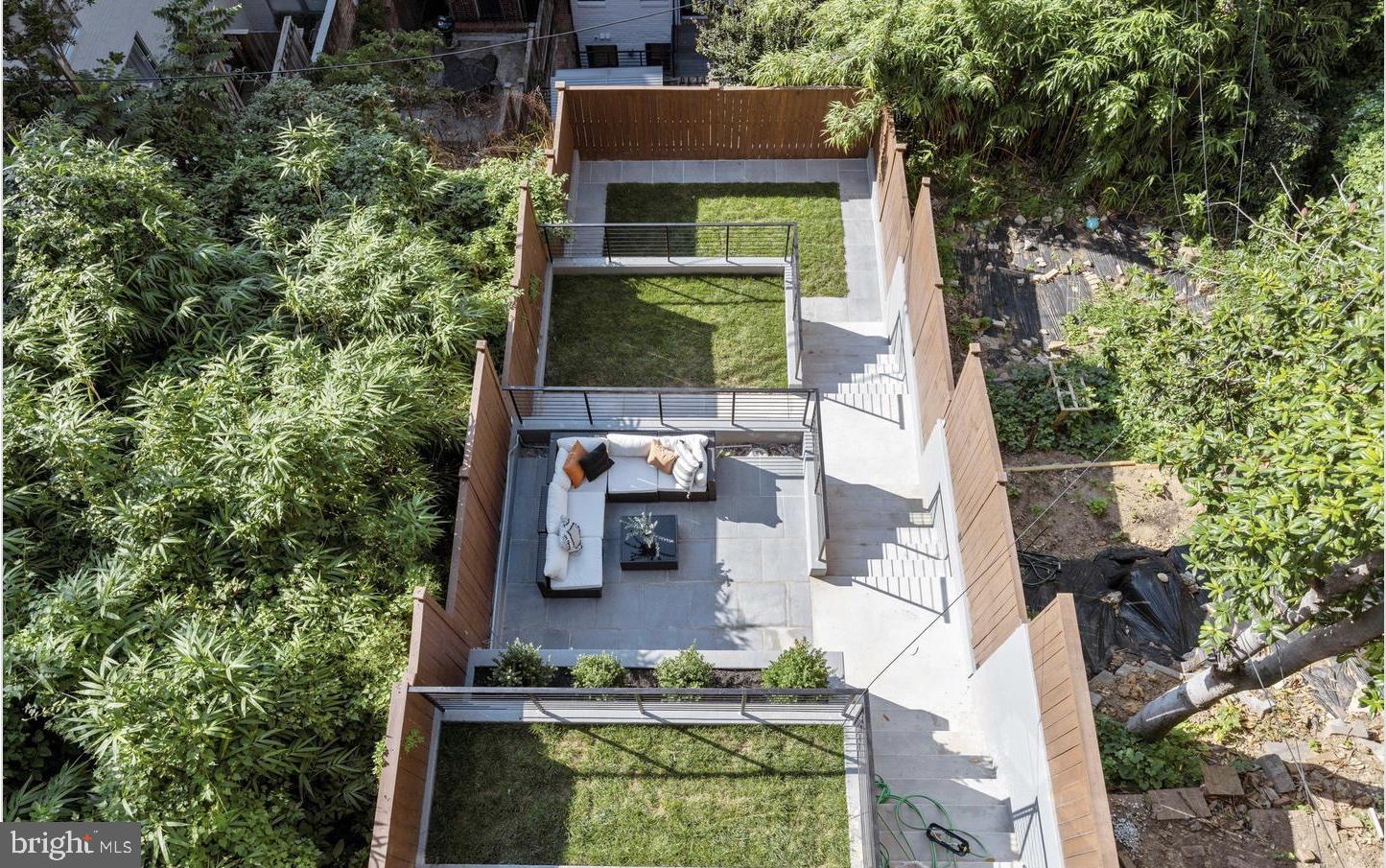 1444 Belmont St NW #101