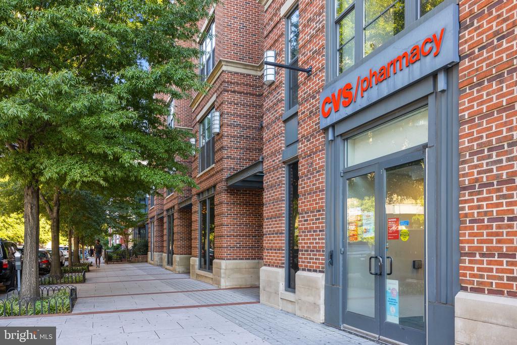1444 Belmont St NW #101
